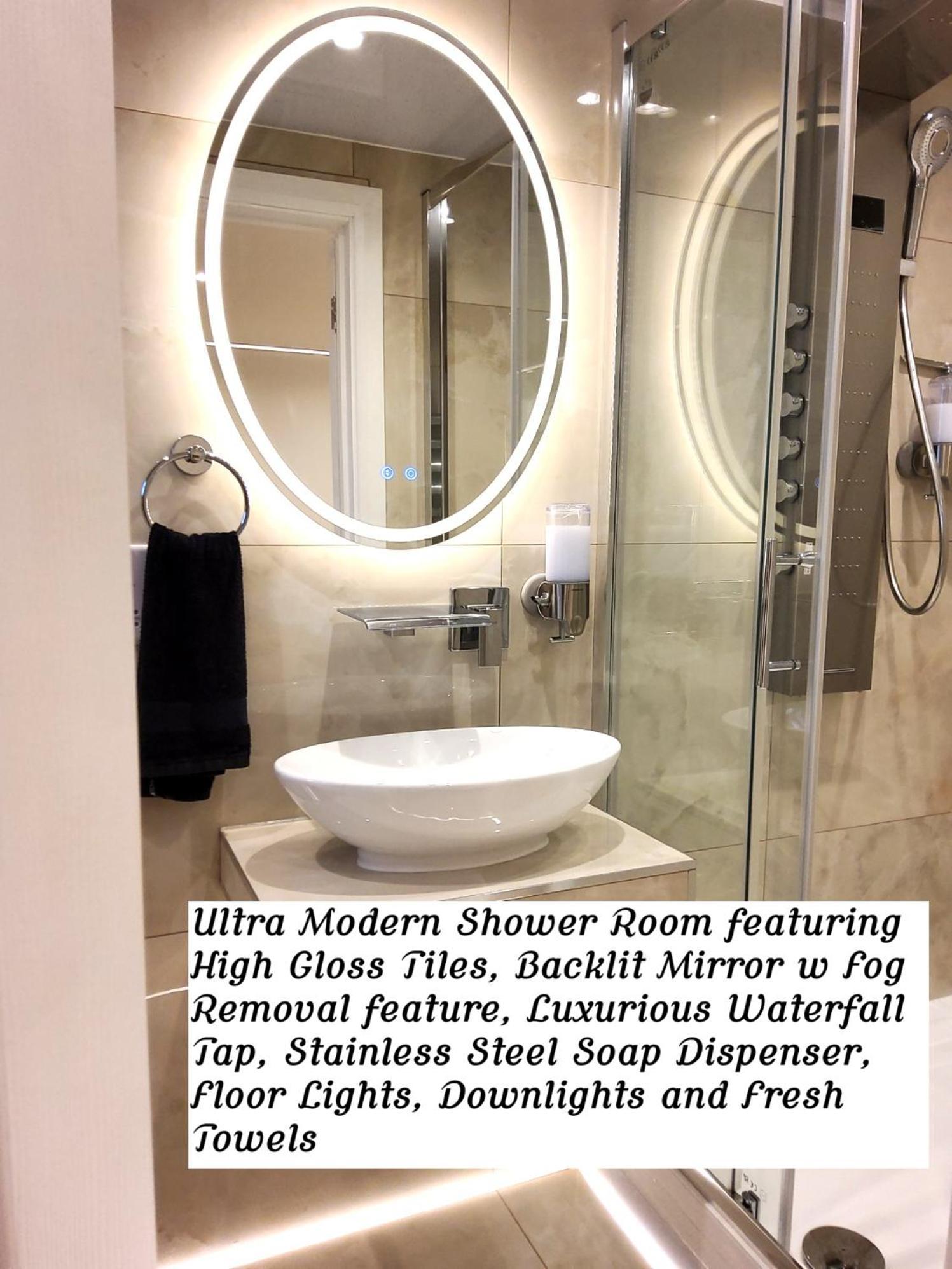Air Conditioned Modern Double Bed Room With Private Attached Bathroom - Free Parking - Near London Heathrow Airport & Southall Broadway Εξωτερικό φωτογραφία